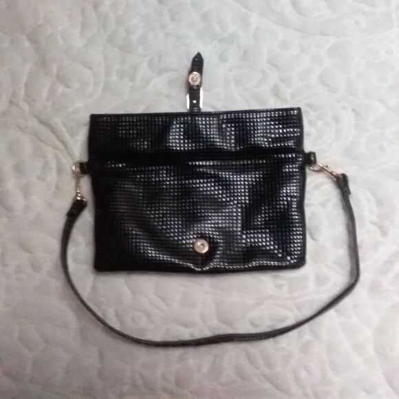 Jazzd Convertible Foldover Purse Clutch Wristlet Black Textured Vegan Leather - Picture 2 of 5